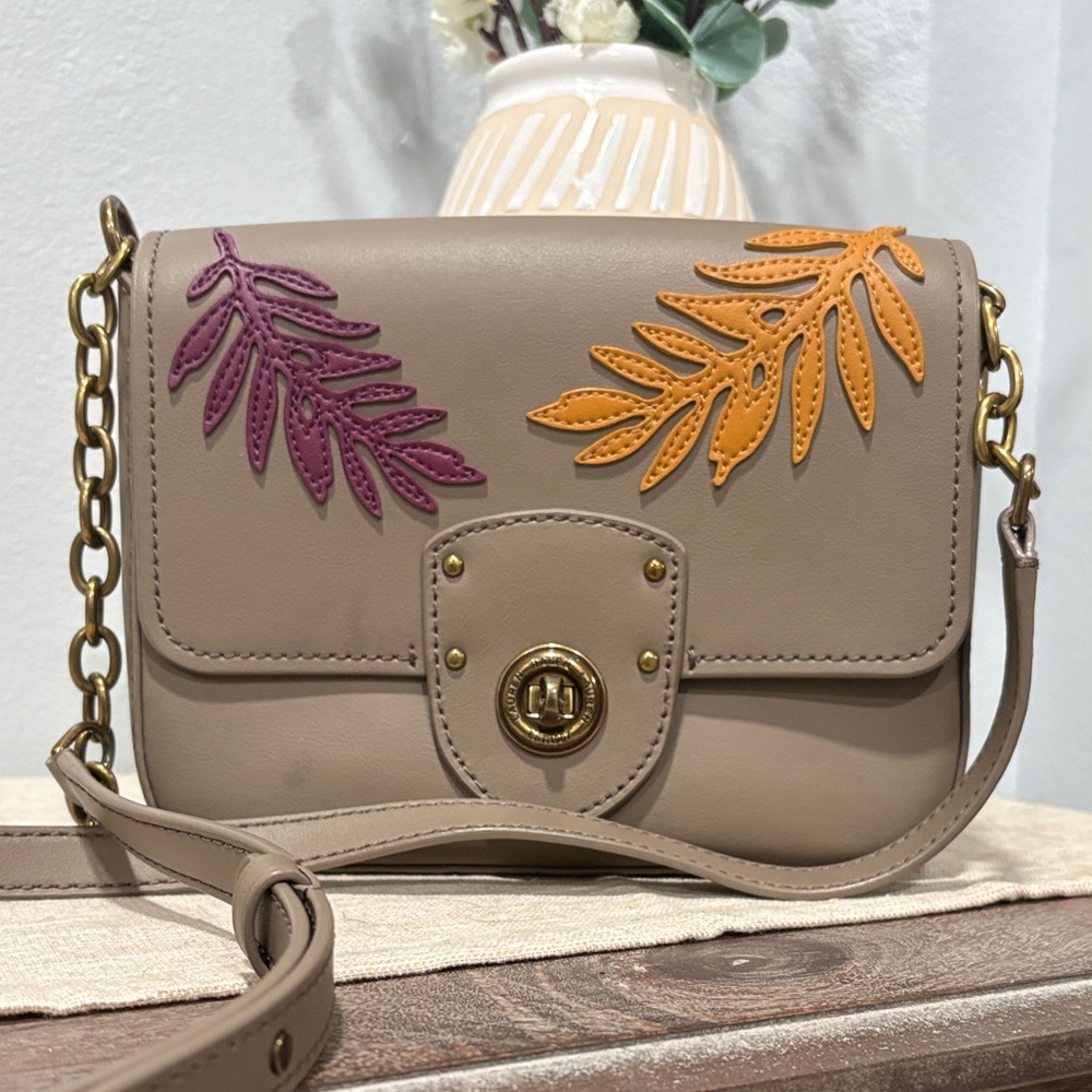 Ralph Lauren Elegant Tan Leather Bag with Leaf Accents